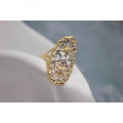 Anillo de oro de 18 quilates lanzadera